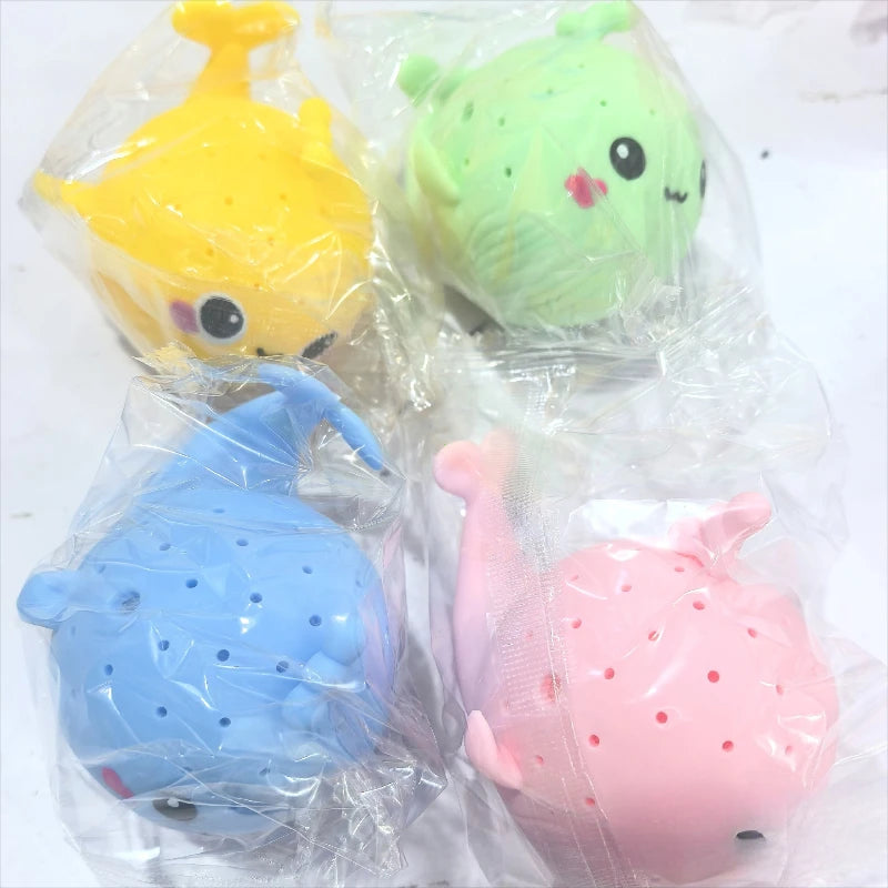 SplashWhale™ – Soft Baby Bath Squeeze Toy